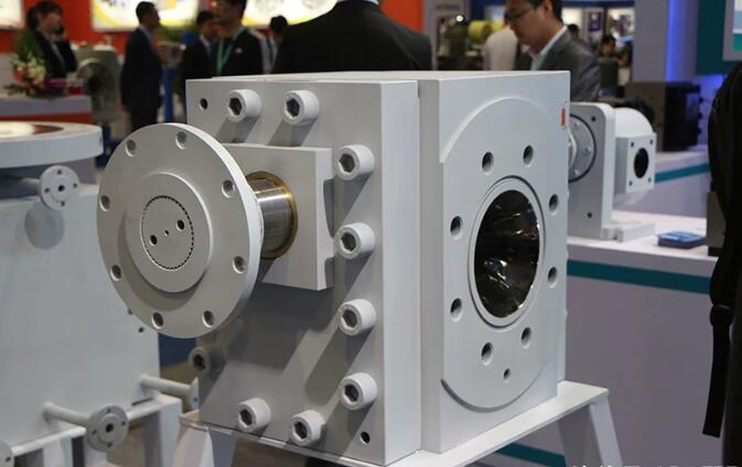 melt gear pump