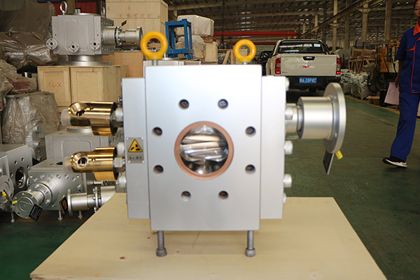 melt pump in rubber extruder