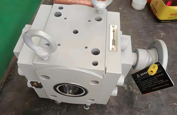 melt pump for plastic extrusion