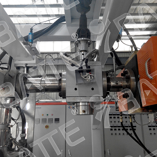 melt pump in extruder