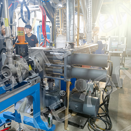 extrusion melt gear pump