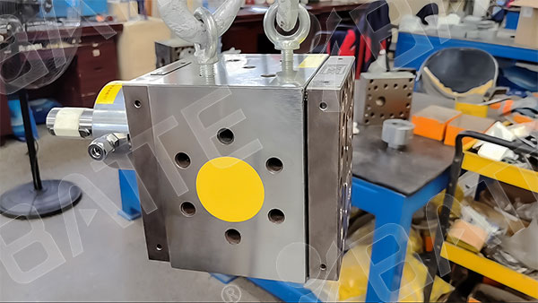 melt gear pump in extruder