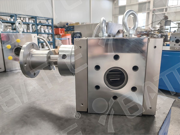 Modified plastic extrusion pump