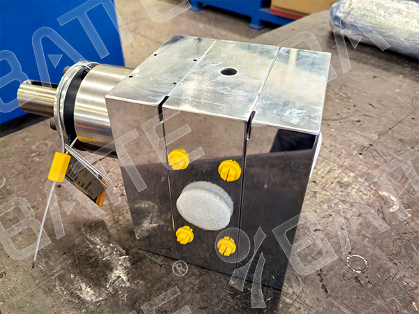 melt gear pump