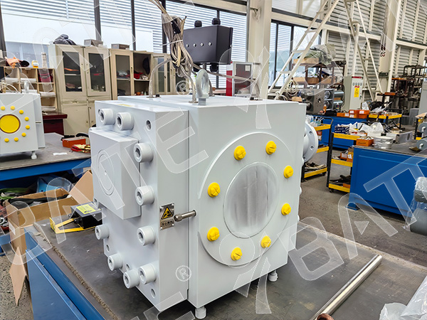 melt gear pump